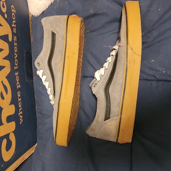 Gray vans - Picture 4 of 5